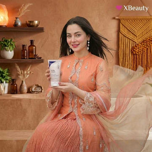 Hania Amir Flicka Silk Touch Milk-Cream Concentrate – 3-in-1 Moisturizer, Primer & Makeup Remover - 60Gram